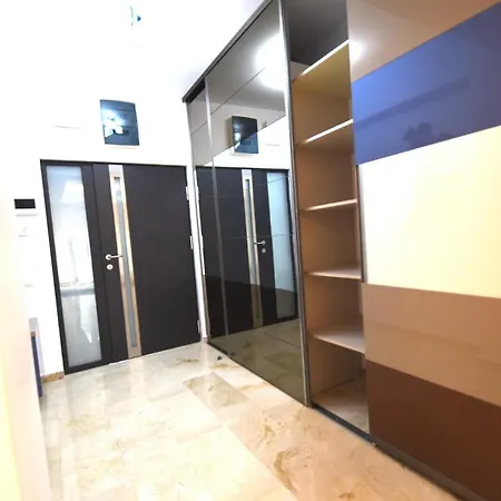 Sara In Luxury Sophia 3 דירה
