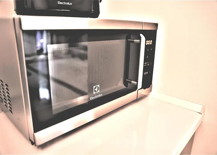 Sara In Luxury Sophia 3 Mamaia